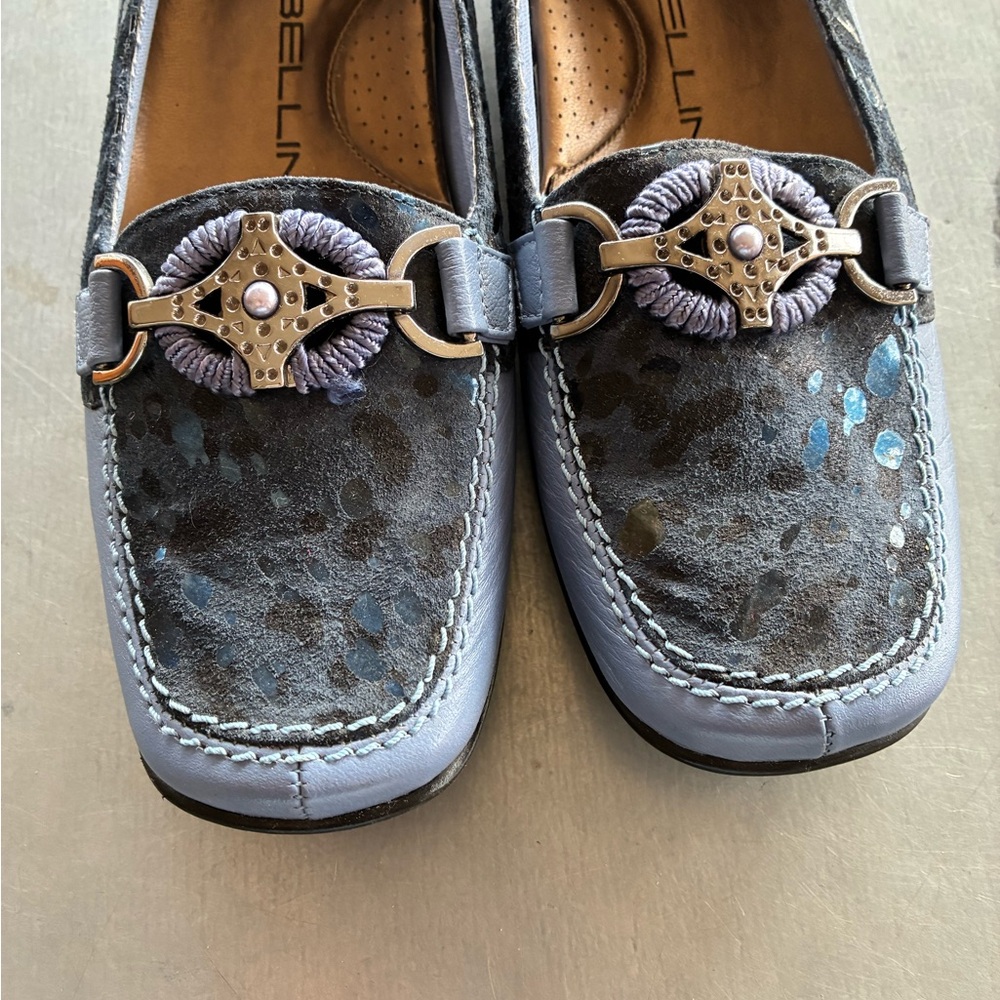 Bellini Women's Ornate Blue Suede Loafers SZ 7 - Picture 2 of 12